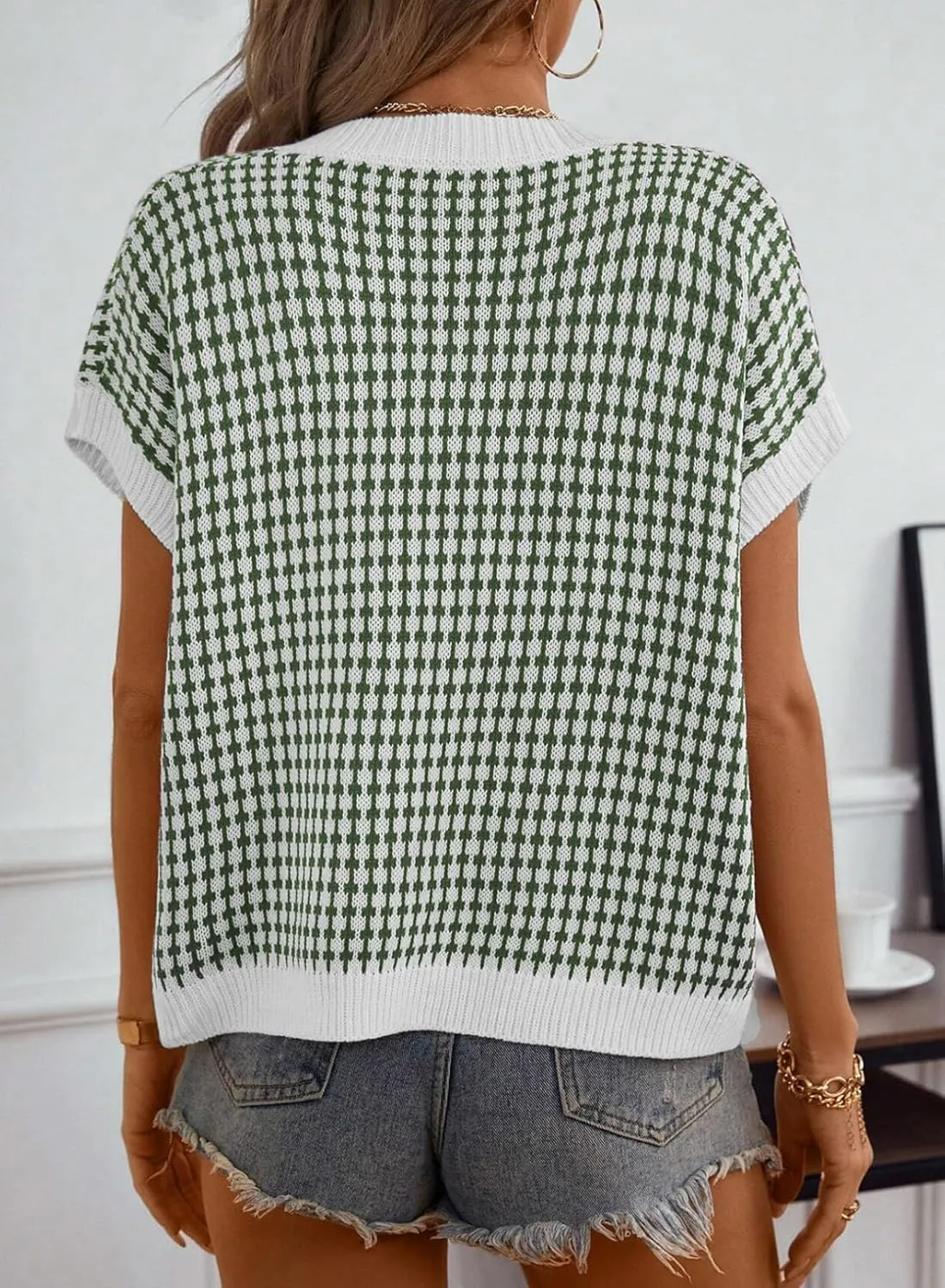 Dokotoo Womens Casual Summer Tops V Neck Short Sleeve Plaid Knit Vest Loose Fit Pullover Sweaters Blouses