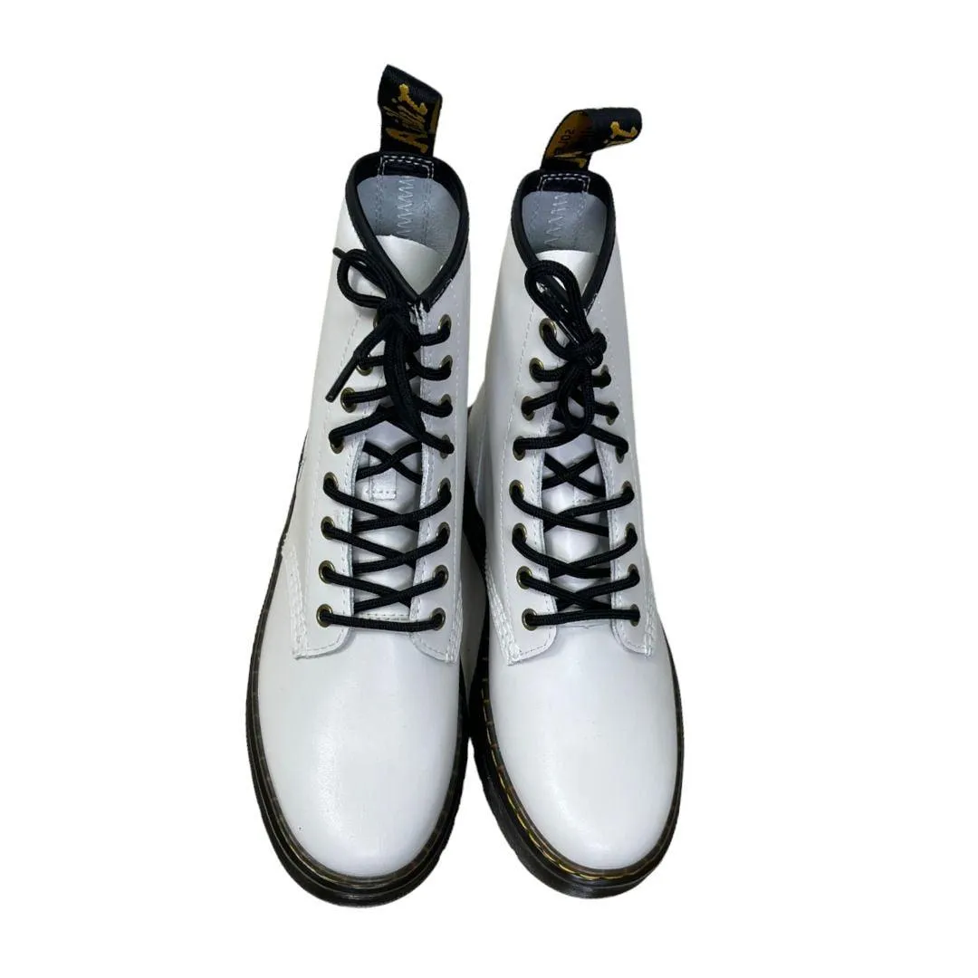 Dr Martens Zavala 8 Eyelet Combat Lace up Leather Boots Size 10