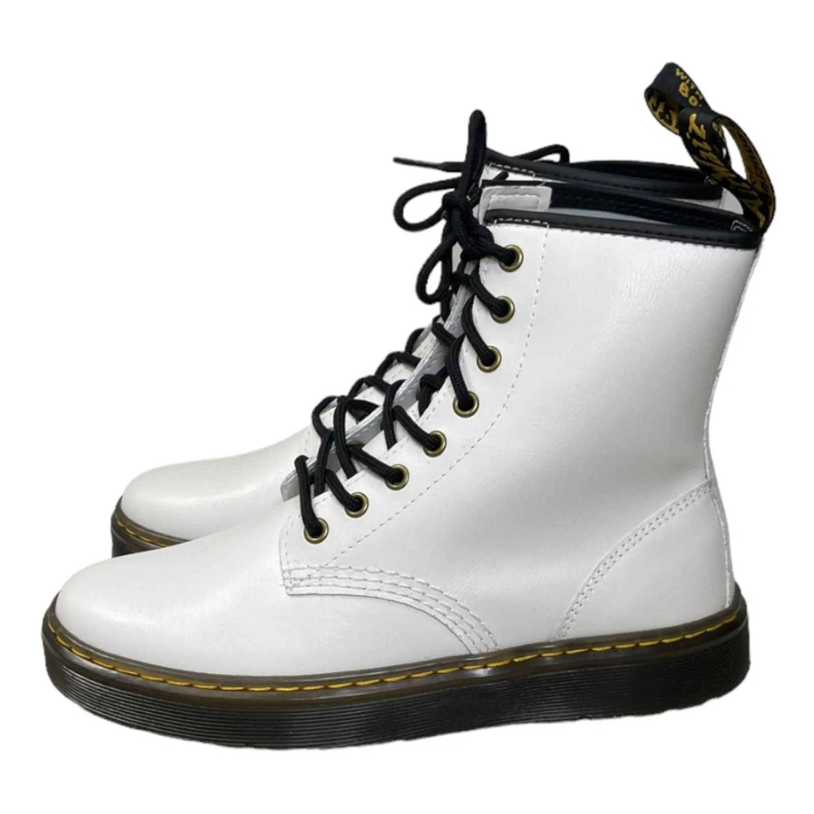 Dr Martens Zavala 8 Eyelet Combat Lace up Leather Boots Size 9