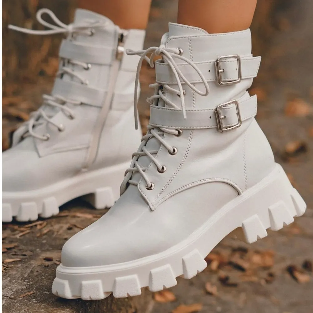 Just In 🤍Natasha White combat Boot