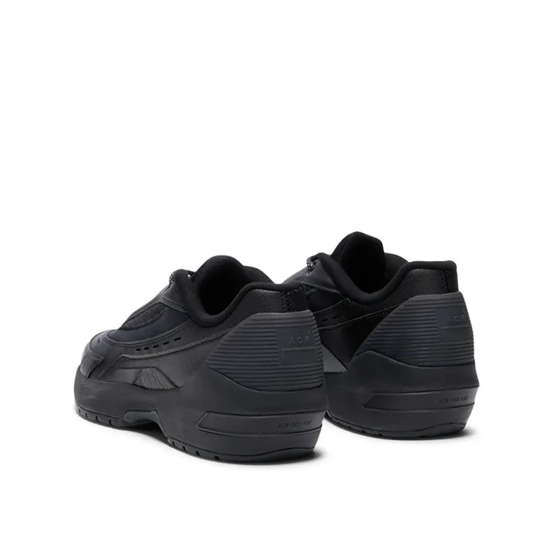 SOPHNET. Clarks Desert Boots Black