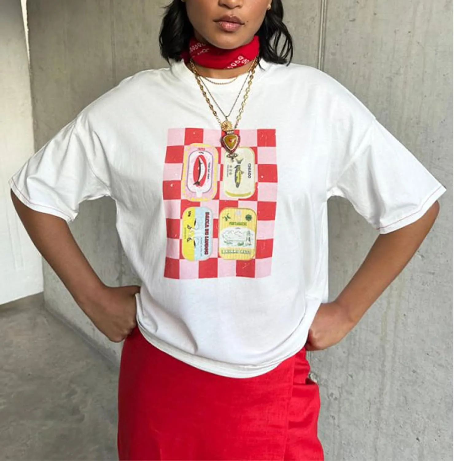 Women Oversized Graphic T Shirts Y2K Vintage Aesthetic Prppy Shirts Cute Band Baggy Tees Trendy Teens Streetwear
