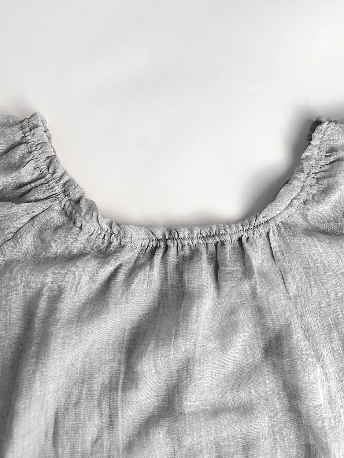 Womens Cotton Linen Pleated Crew Neck Tops Casual Half Puff Sleeve Pullover Summer Trendy Loose Tunic Shirts