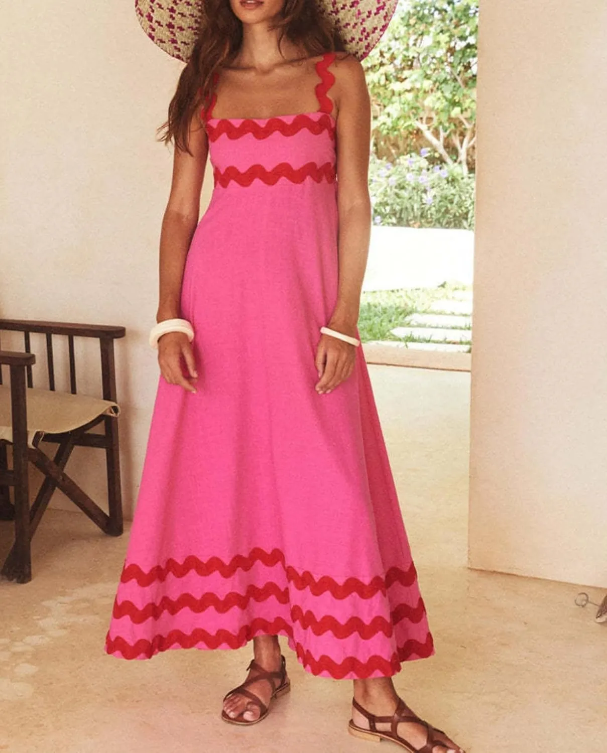 Women's Retro Plaid Maxi Dress 2025 Thick Shoulder Straps Back Cutout Smocked Flounce Hem Summer Beach Long Dress