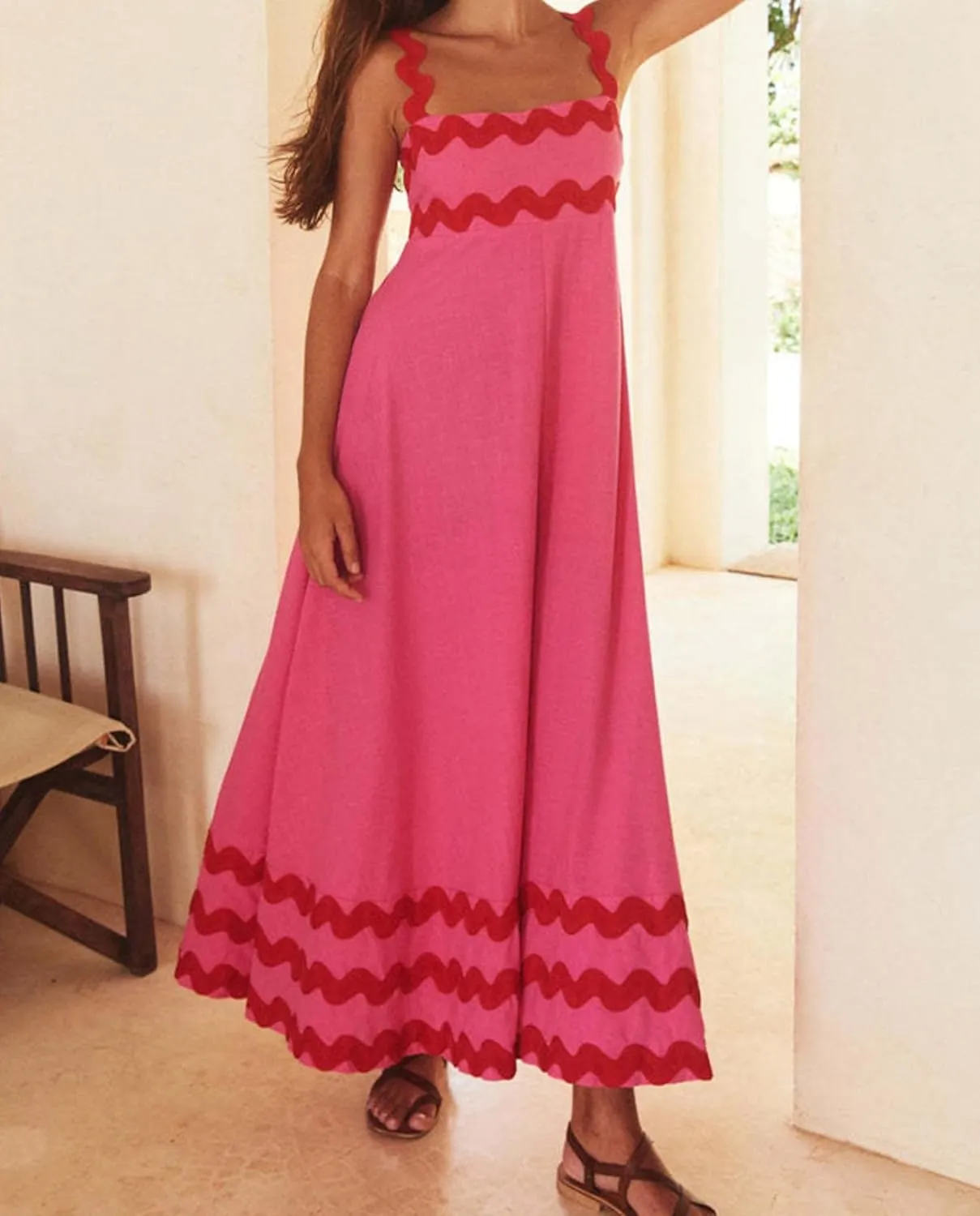 Women's Retro Plaid Maxi Dress 2025 Thick Shoulder Straps Back Cutout Smocked Flounce Hem Summer Beach Long Dress