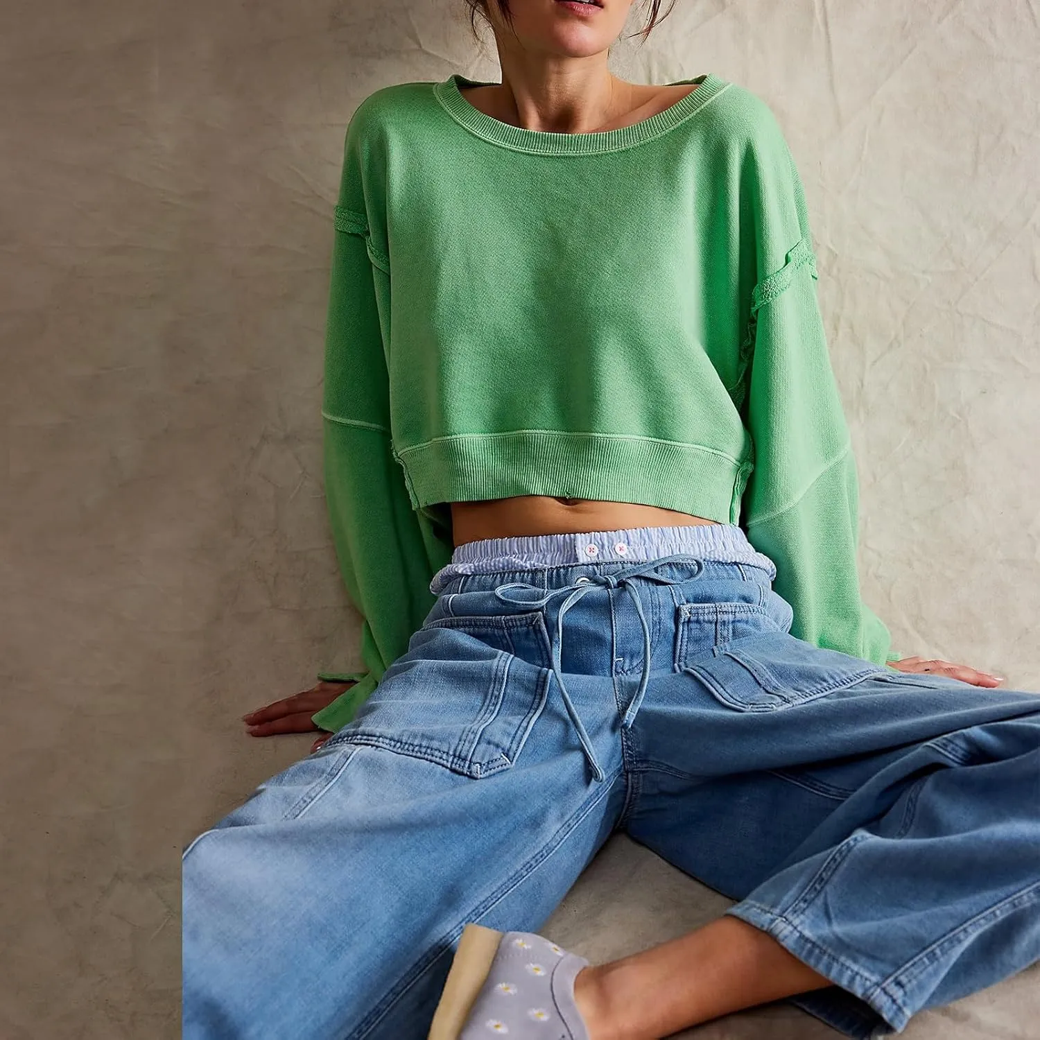 Womens Y2k Cropped Sweatshirts Crew Neck Oversized Sweatshirt Loose Long Sleeve Shirts Going Out Fall Fashion